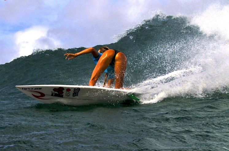 ¿adiós A Los Bikinis En La World Surf League Revista Demolición